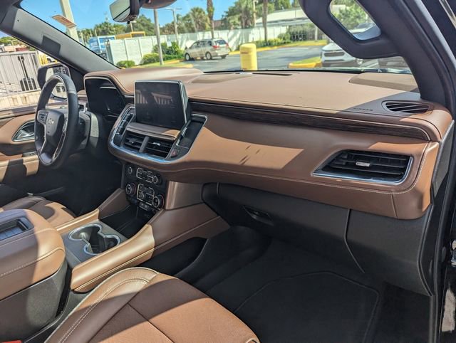 Used 2024 Chevrolet Tahoe High Country w/ Advanced Technology Package image 19