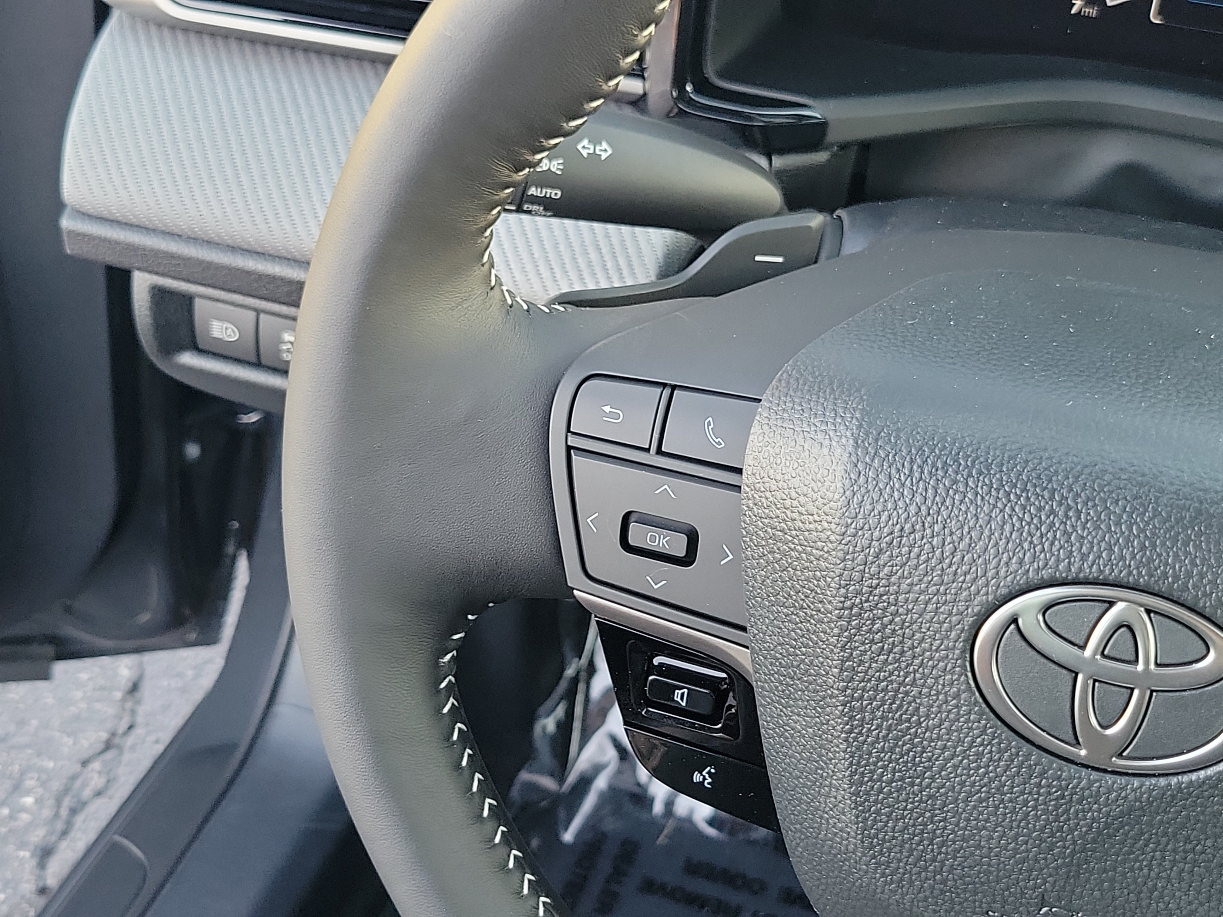 New 2026 Toyota Camry SE FWD image 24