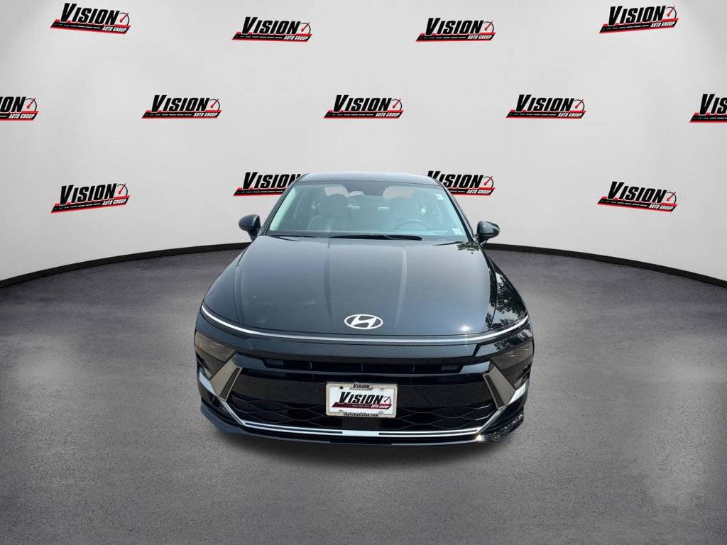 New 2024 Hyundai Sonata SEL FWD image 2