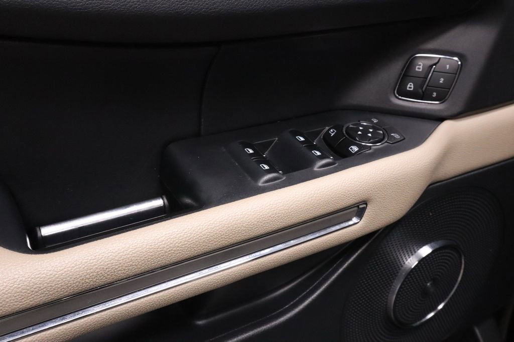 Certified 2024 Ford Expedition Max Limited image 23