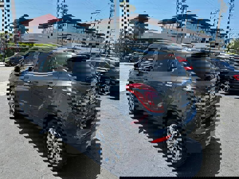 Used 2018 Buick Encore Preferred image 4