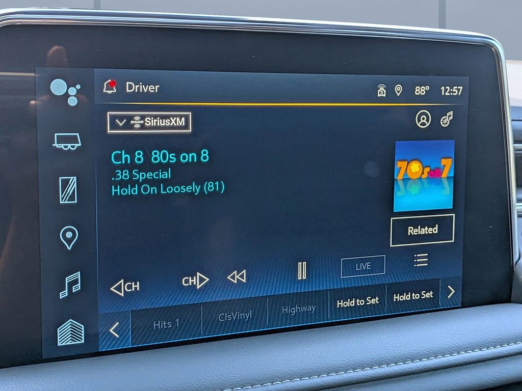 Used 2024 Chevrolet Tahoe Z71 w/ Luxury Package image 21