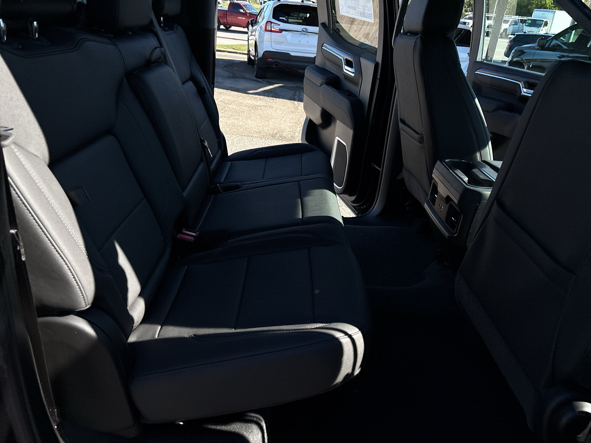 New 2026 Chevrolet Silverado 1500 LT w/ Leather Package AWD/4WD image 23