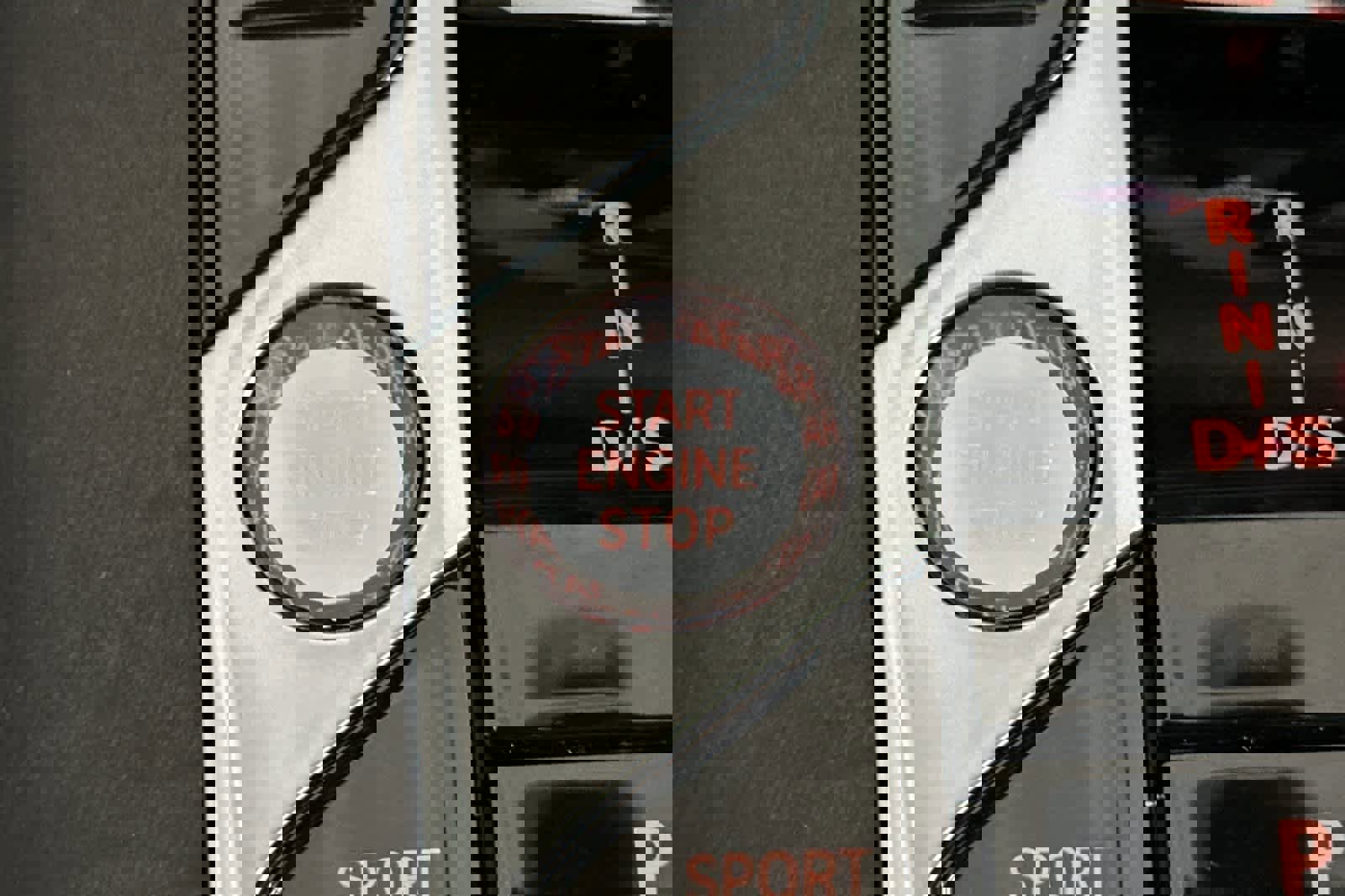 Used 2025 BMW X7 M60i image 23