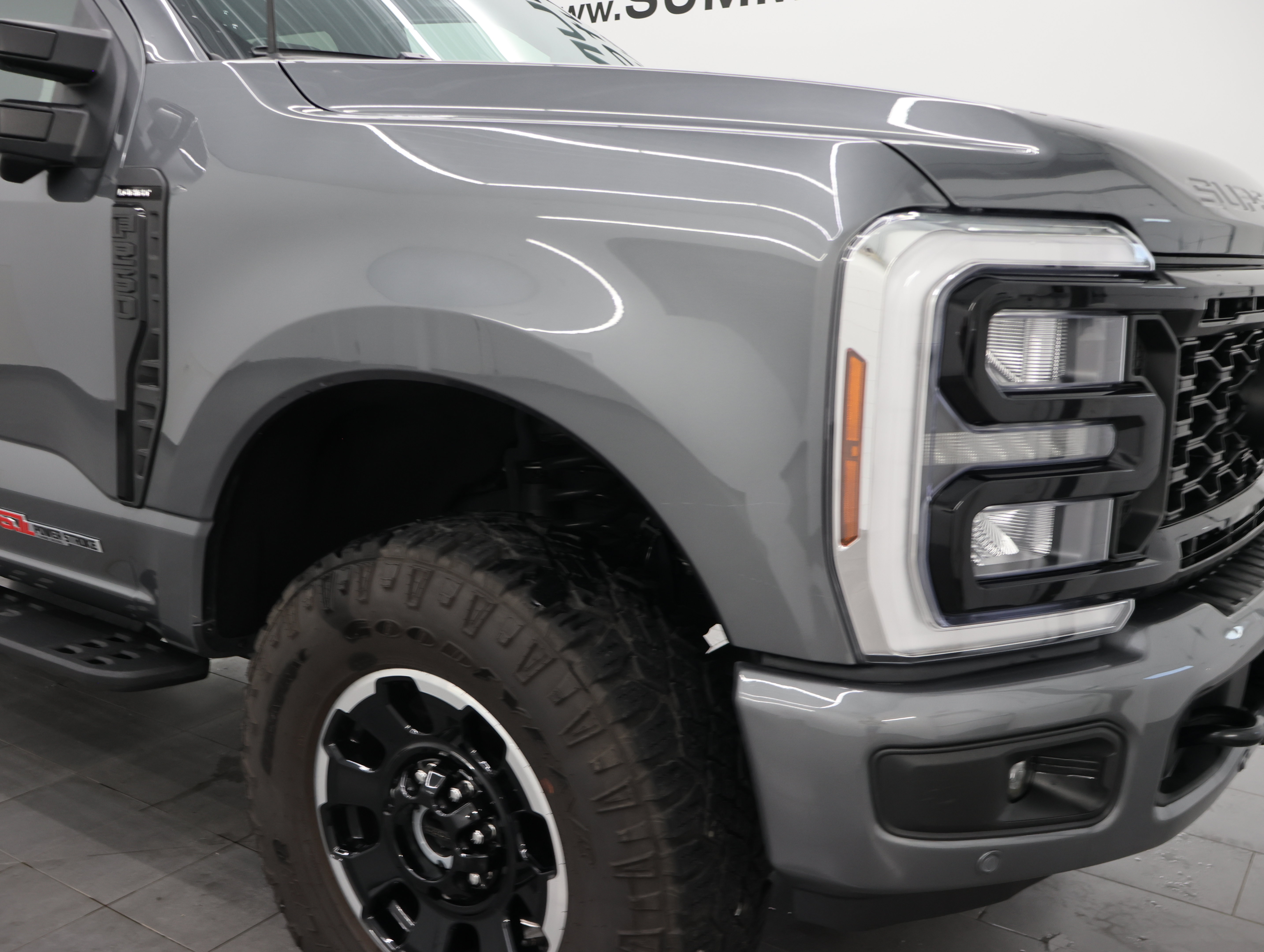Used 2025 Ford F250 Lariat w/ Lariat Ultimate Package AWD/4WD image 28