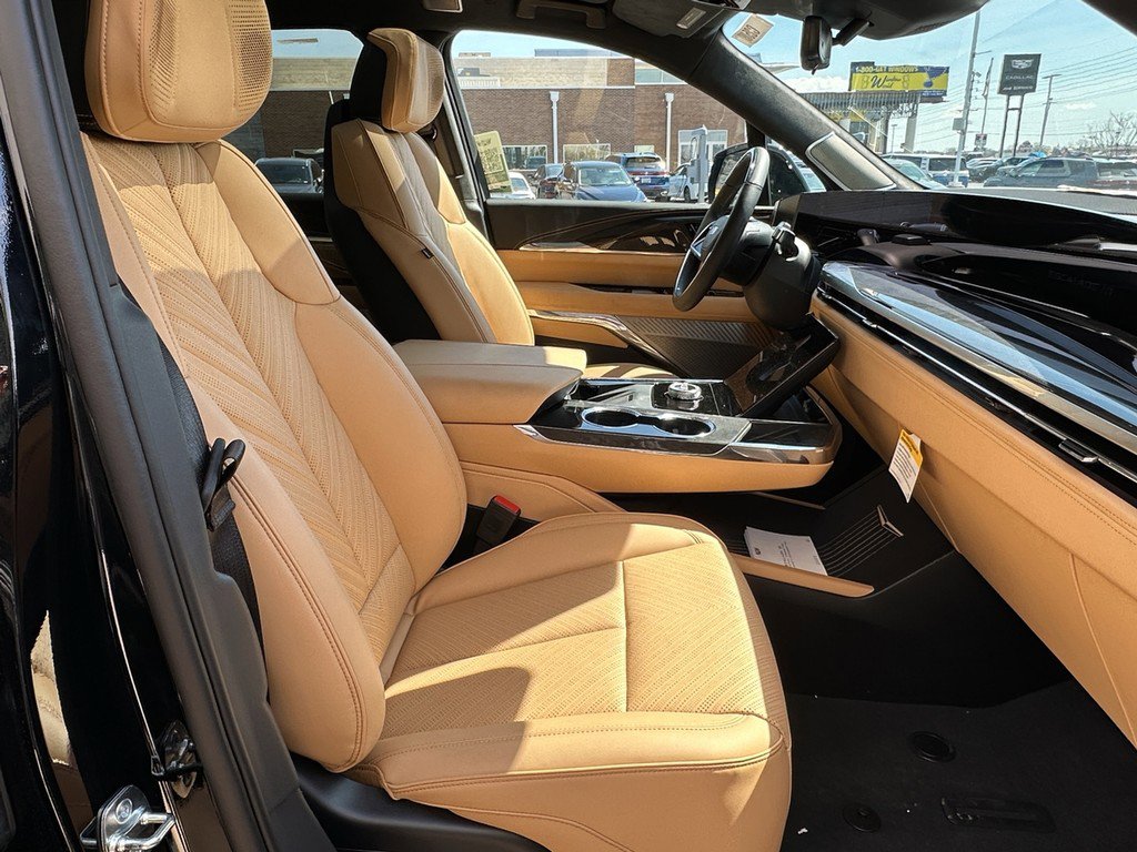 New 2025 Cadillac Escalade IQ Sport 2 image 17