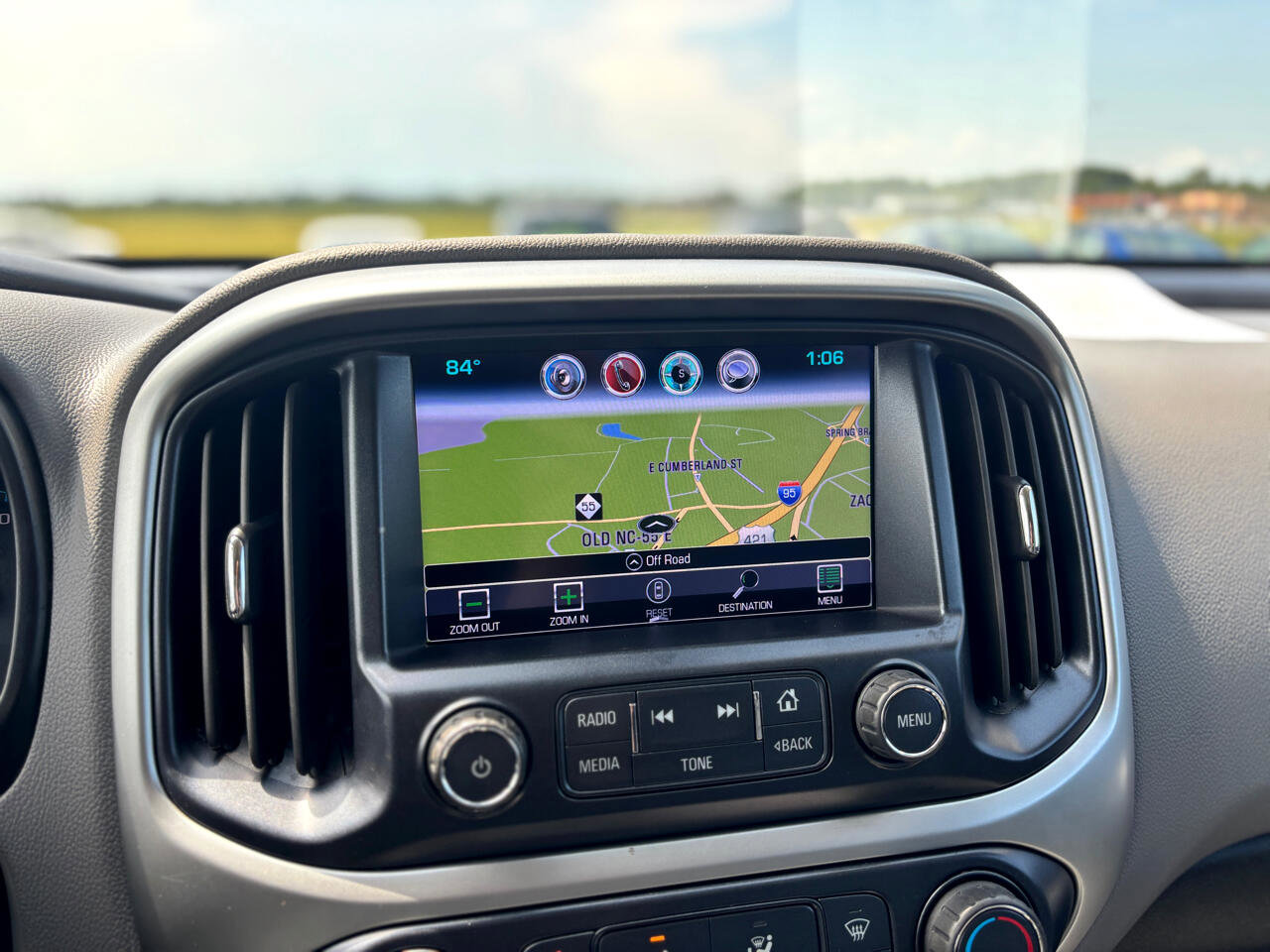 Used 2017 Chevrolet Colorado LT w/ Safety Package image 17