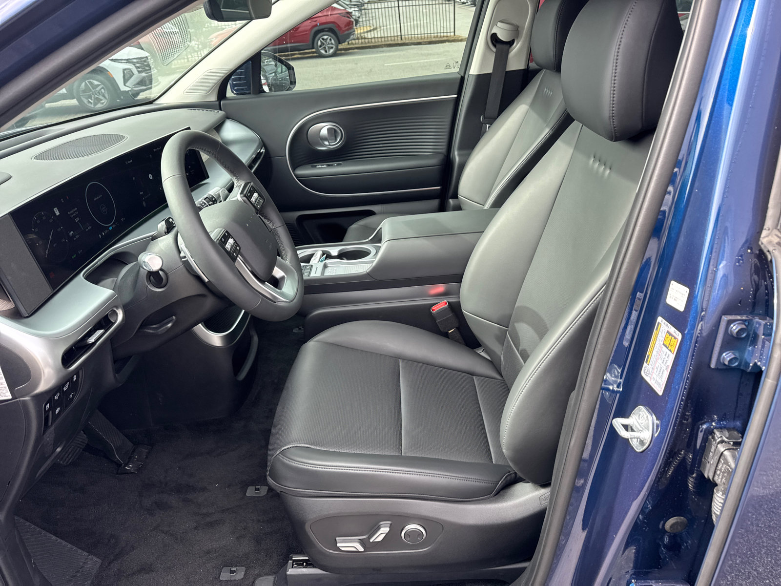 New 2026 Hyundai Ioniq 9 SEL image 9