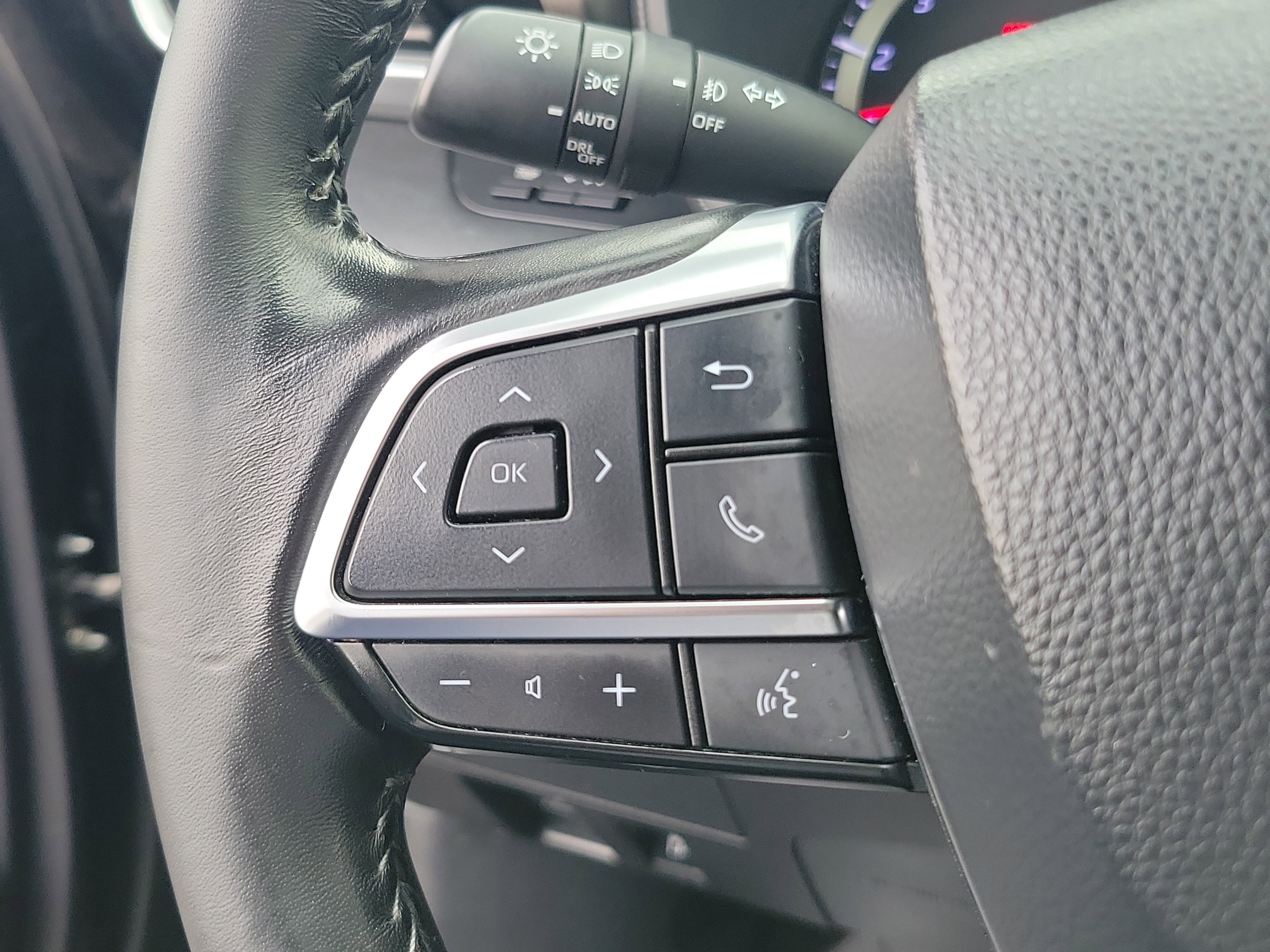 Certified 2020 Toyota Highlander LE image 20