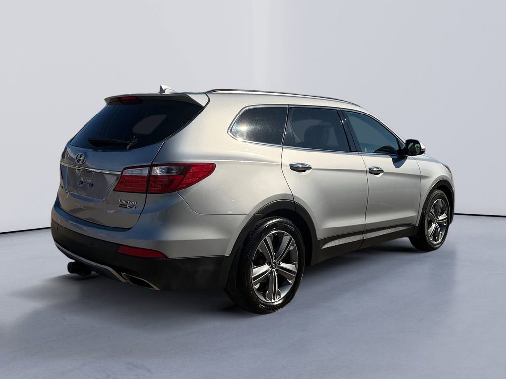 Used 2015 Hyundai Santa Fe Limited w/ Option Group 04 AWD/4WD video 3
