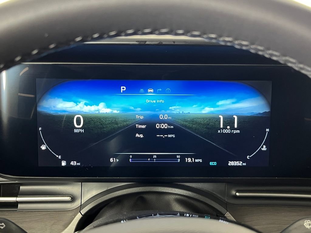 Used 2024 Kia Carnival SX image 17