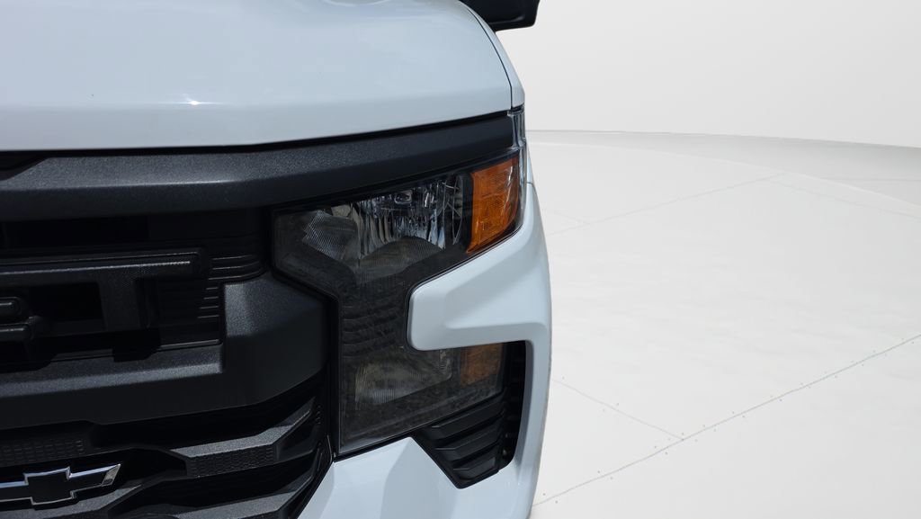 Used 2026 Chevrolet Silverado 1500 Custom w/ Rally Edition AWD/4WD image 9