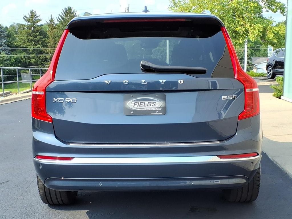 Certified 2024 Volvo XC90 B5 Plus w/ Protection Package Premier AWD/4WD image 4