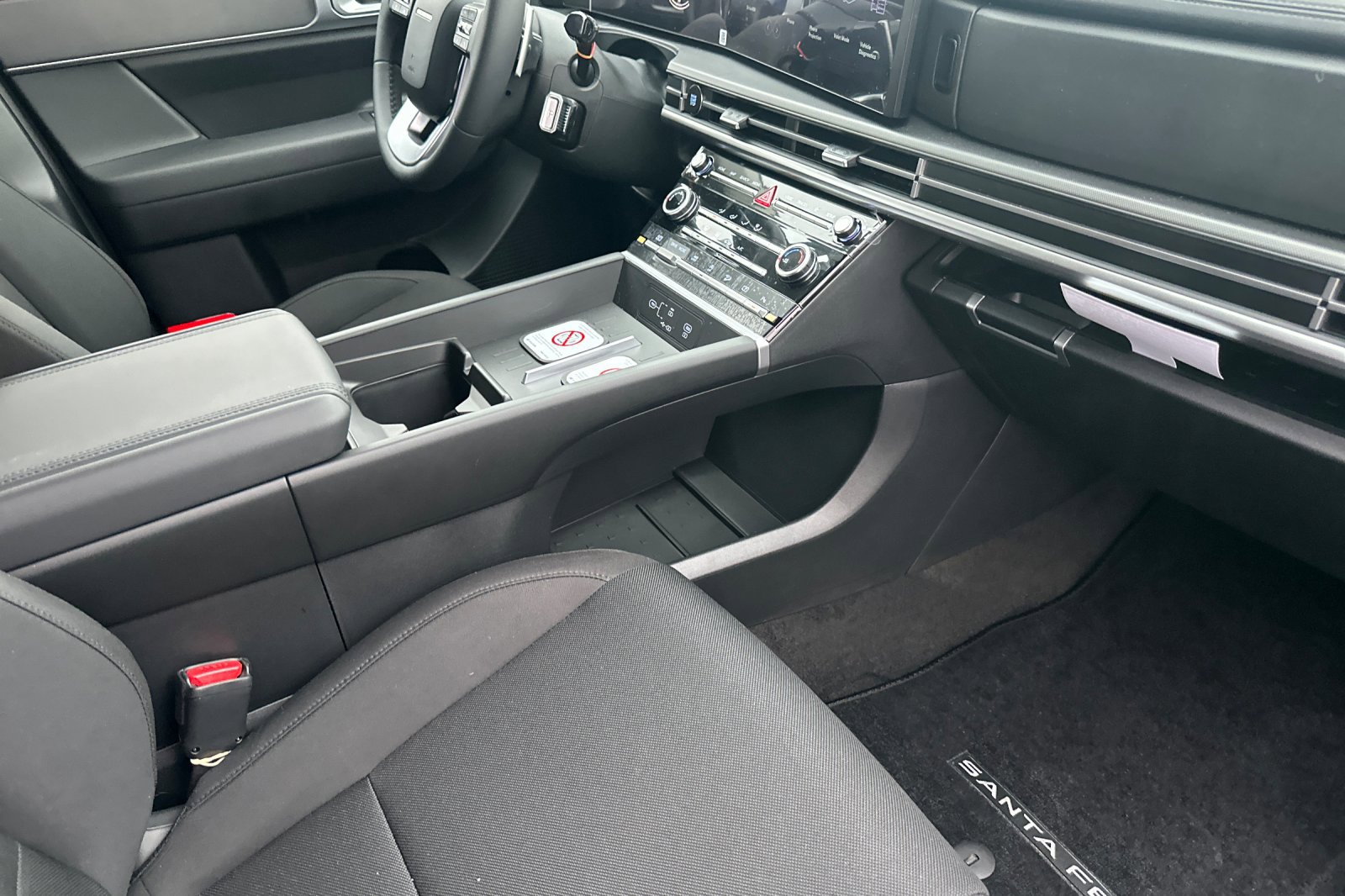 New 2026 Hyundai Santa Fe SE image 16