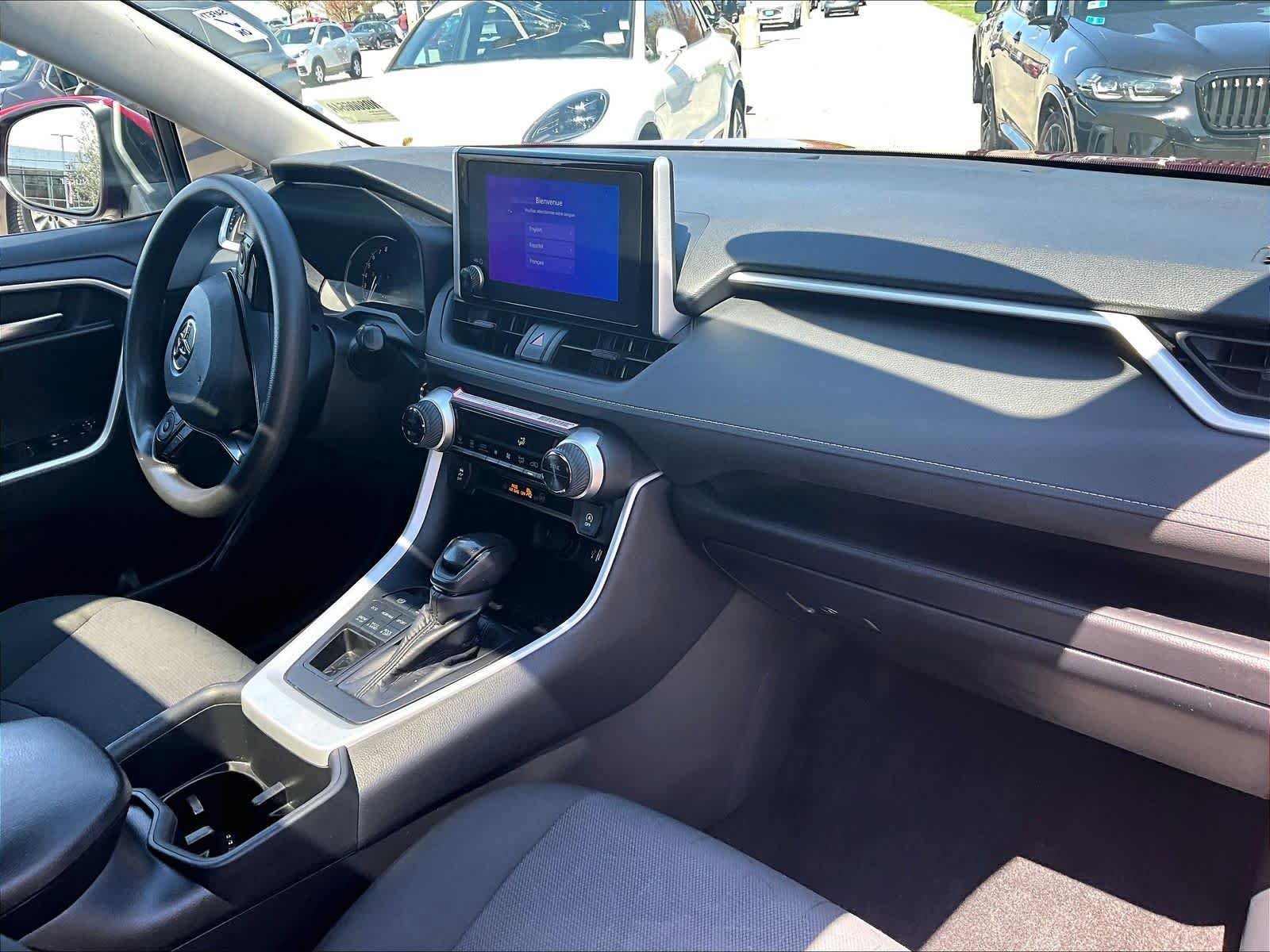 Used 2024 Toyota RAV4 XLE w/ Convenience Package AWD/4WD image 14