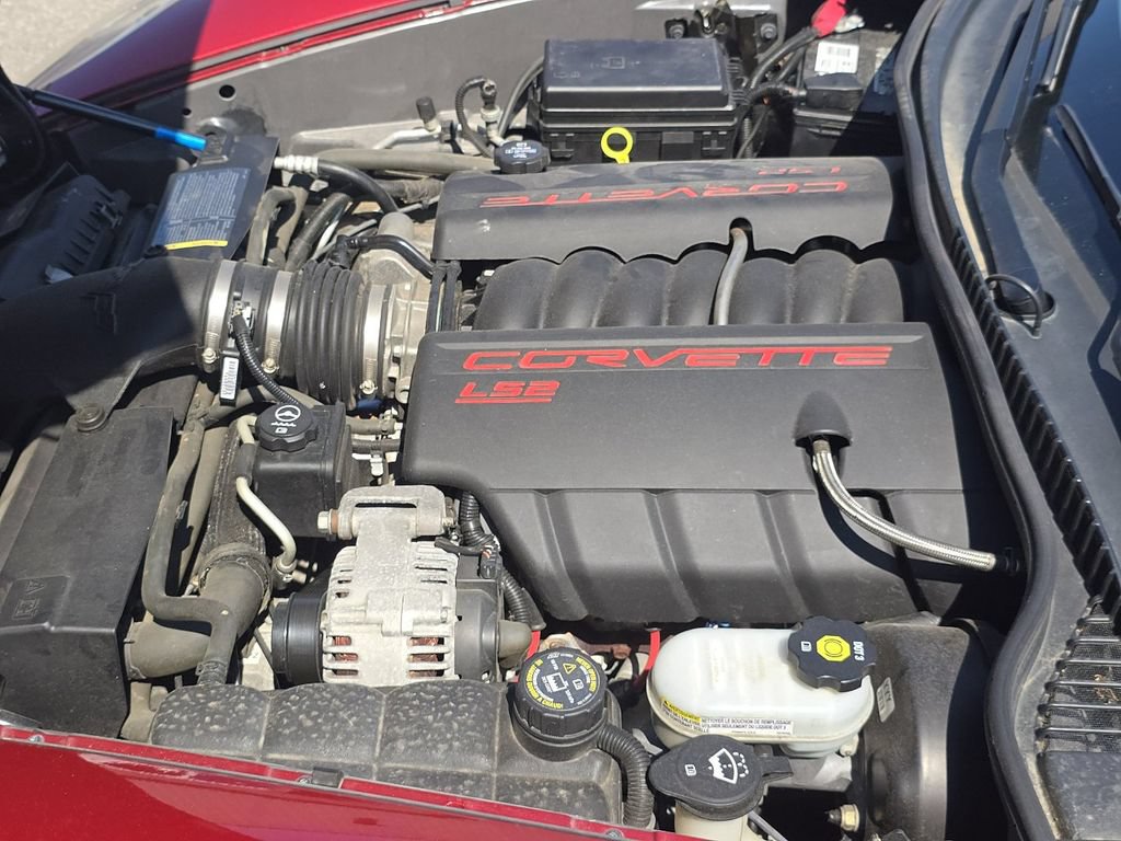Used 2005 Chevrolet Corvette Coupe w/ Preferred Equipment Group RWD image 3