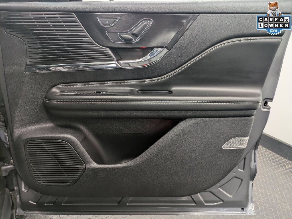 Used 2022 Lincoln Corsair AWD w/ Premium Package image 31