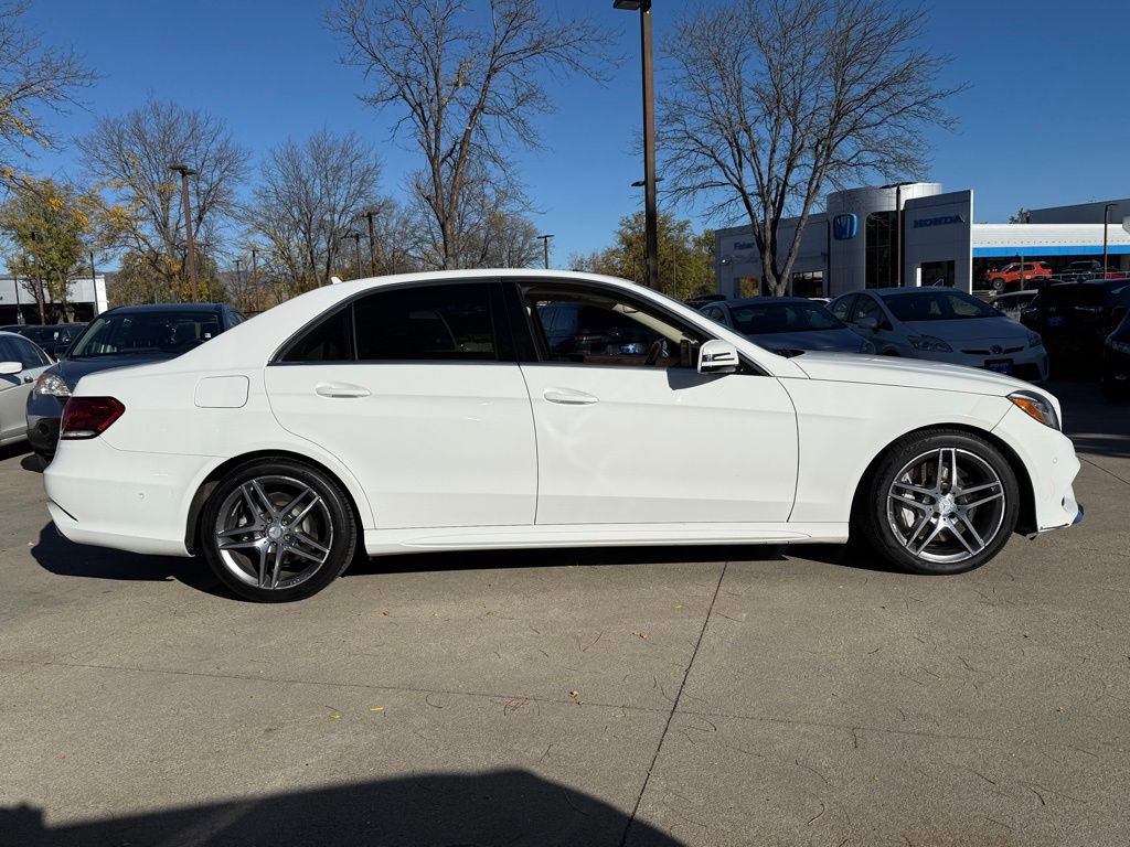 Used 2014 Mercedes-Benz E 550 4MATIC Sedan image 3