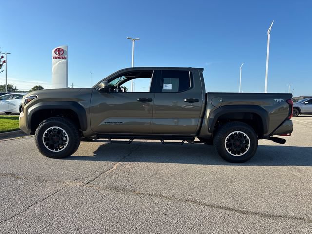 New 2026 Toyota Tacoma TRD Off-Road AWD/4WD image 3