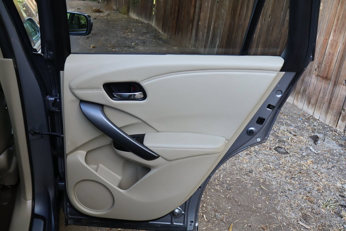 Used 2014 Acura RDX w/ Technology Package AWD/4WD image 25