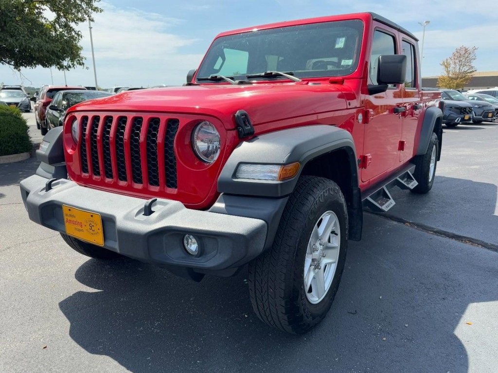 Used 2020 Jeep Gladiator Sport w/ Quick Order Package 24S image 8