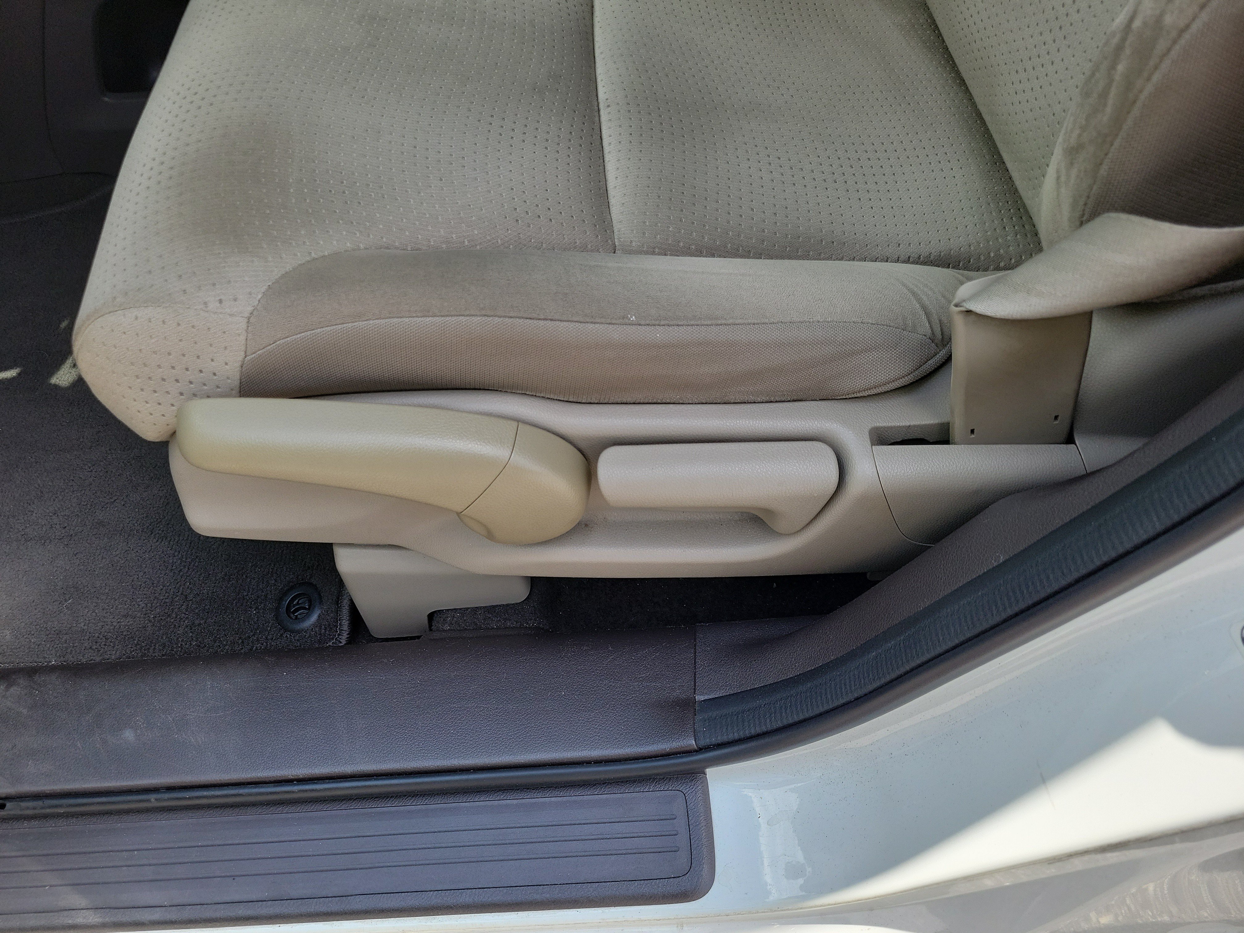 Used 2014 Honda CR-V EX image 18