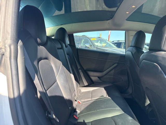 Used 2018 Tesla Model 3 Long Range RWD image 18
