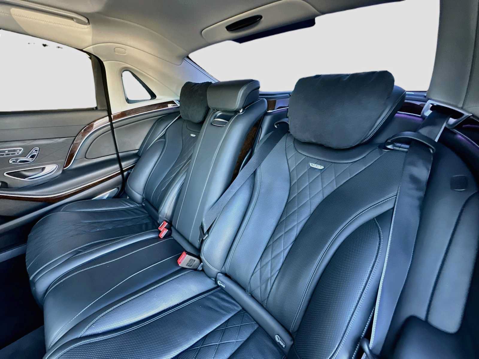 Used 2016 Mercedes-Benz Maybach S 600 image 26