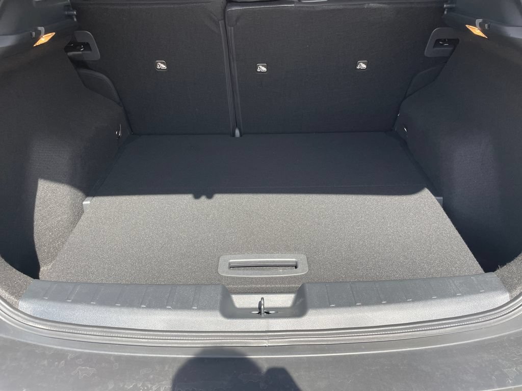Certified 2025 Nissan Kicks SV FWD image 23