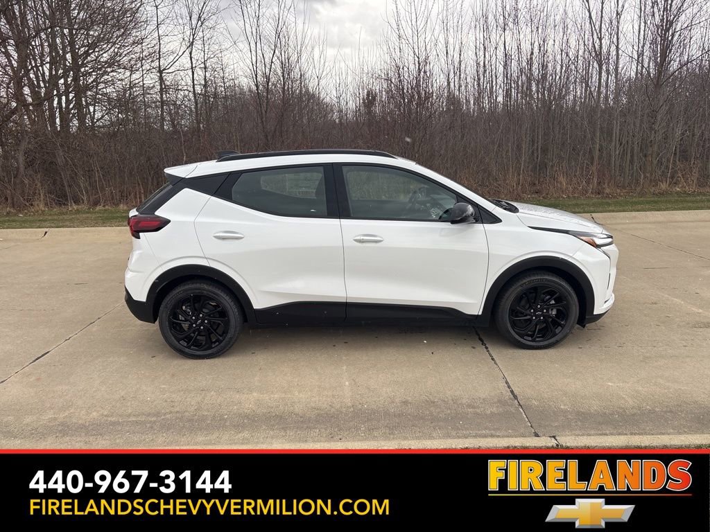 New 2027 Chevrolet Bolt RS FWD image 10