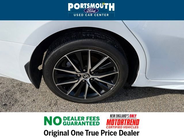Used 2024 Toyota Camry SE w/ Cold Weather Package image 23