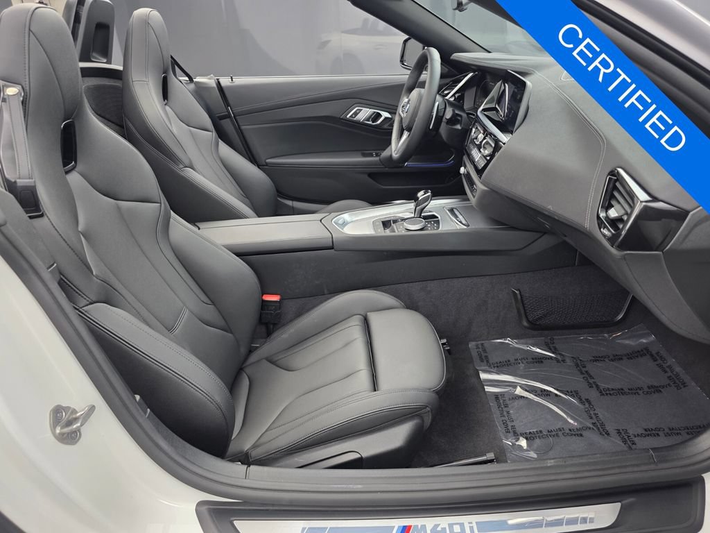 Certified 2026 BMW Z4 M40i RWD image 28