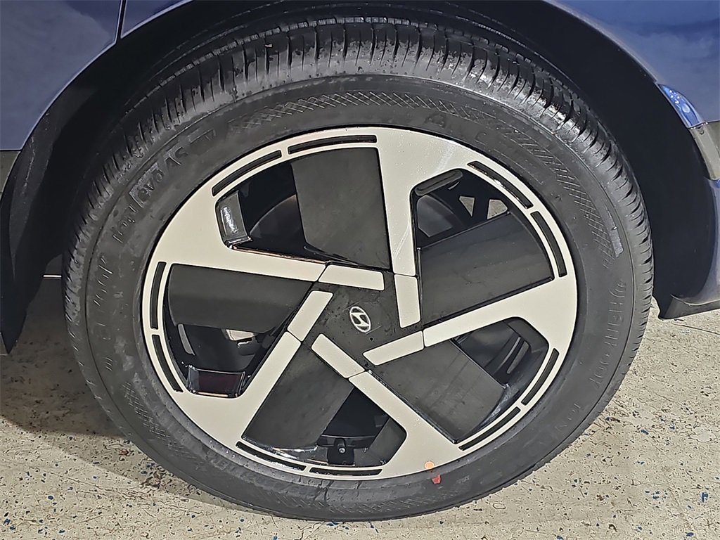 New 2026 Hyundai Ioniq 9 Calligraphy image 35