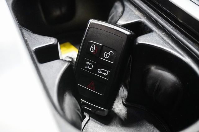 Used 2022 Land Rover Range Rover Sport SVR image 36