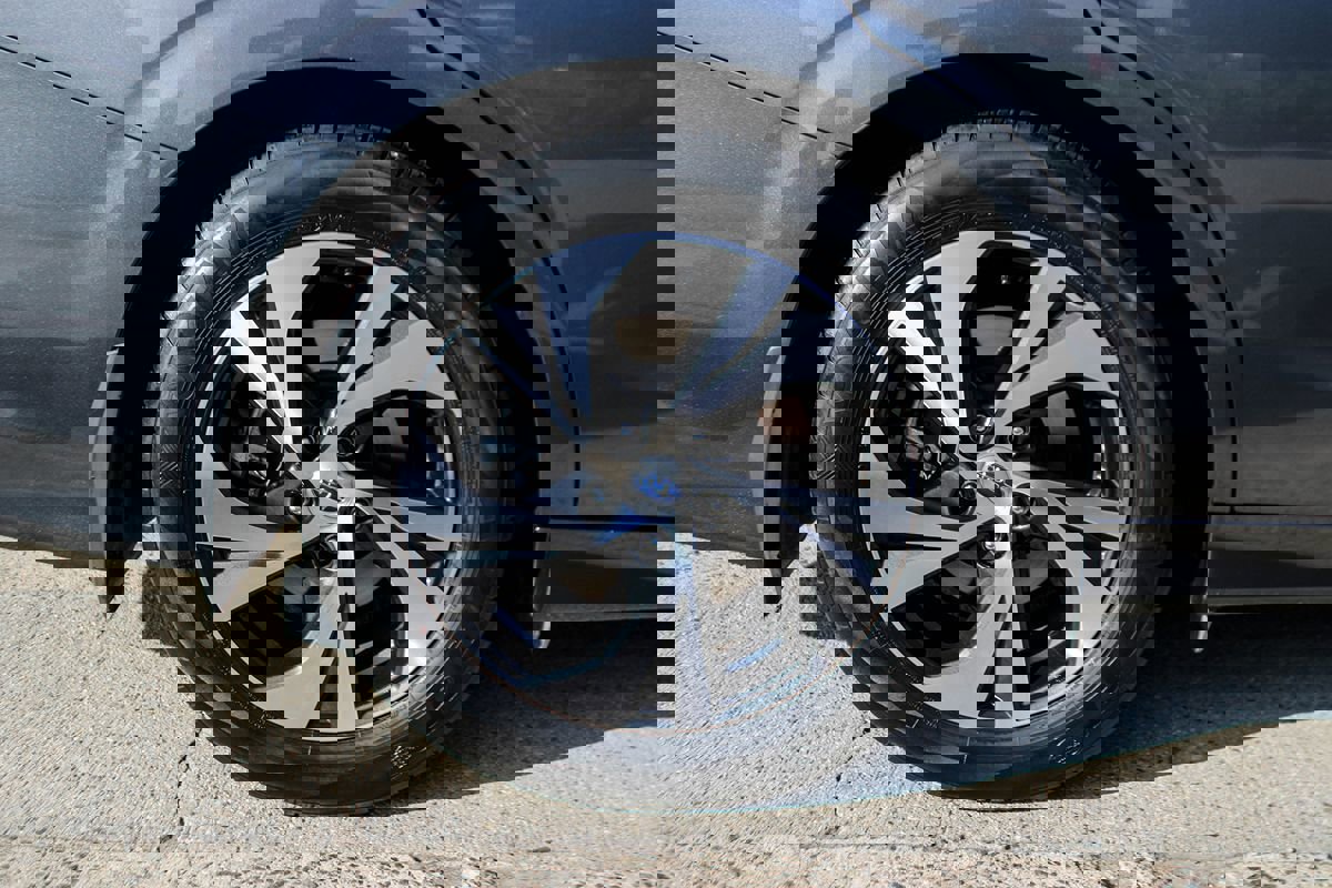 Used 2020 Subaru Legacy Premium image 46