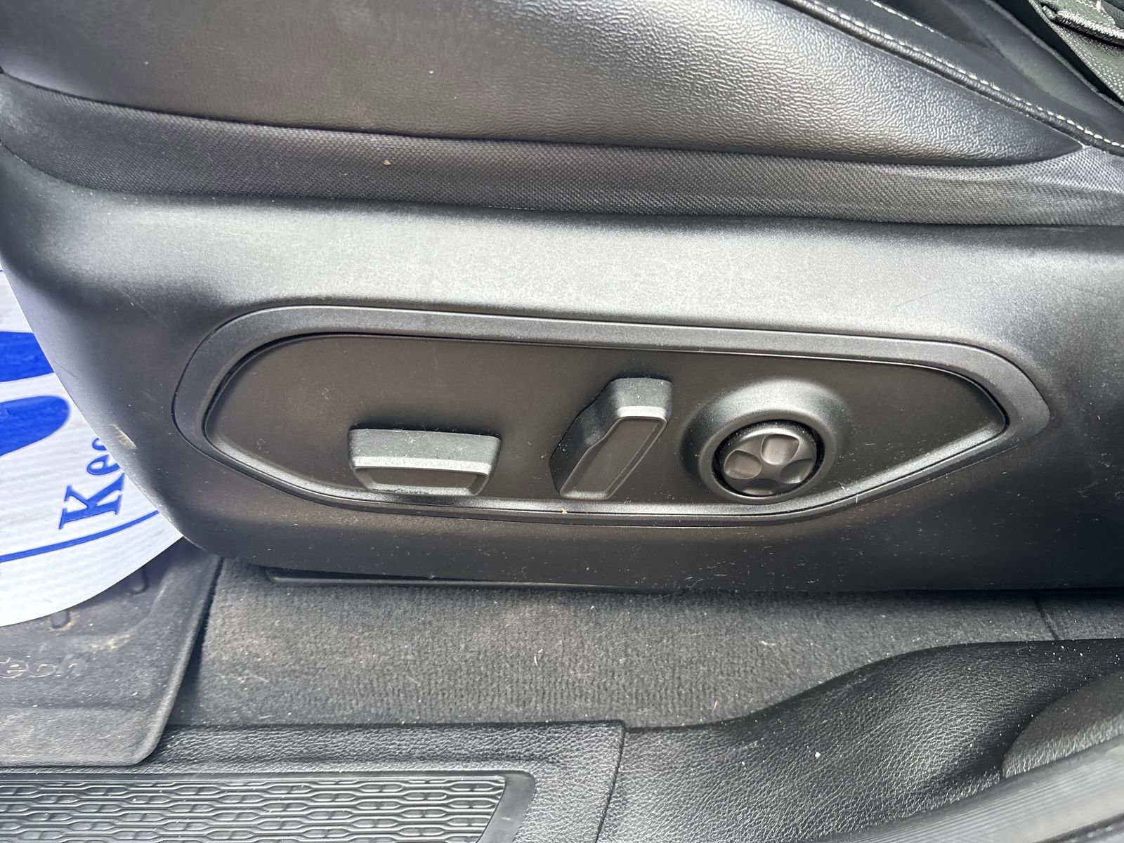Used 2024 Jeep Grand Cherokee Altitude image 15