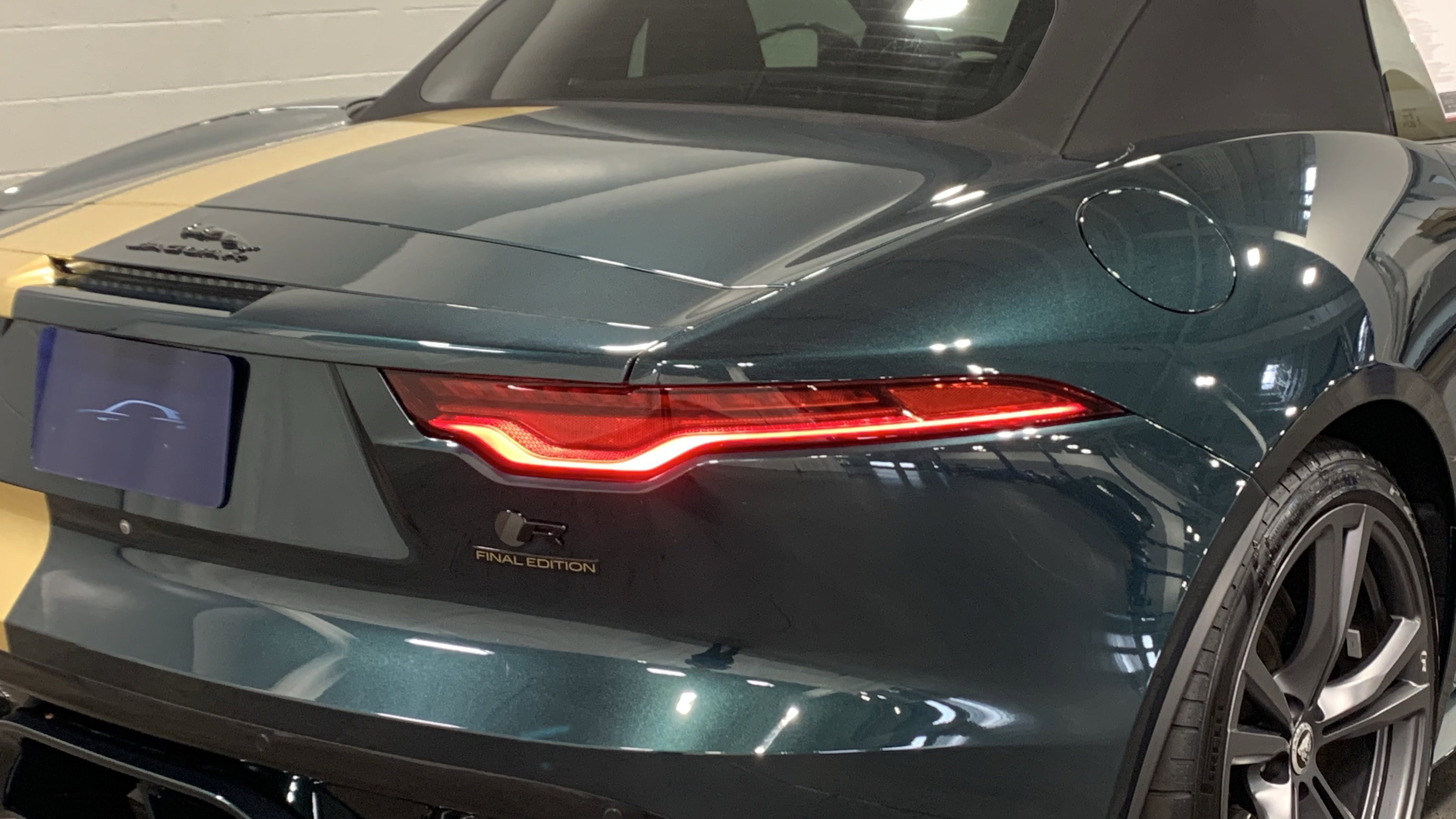 New 2024 Jaguar F-TYPE R image 15