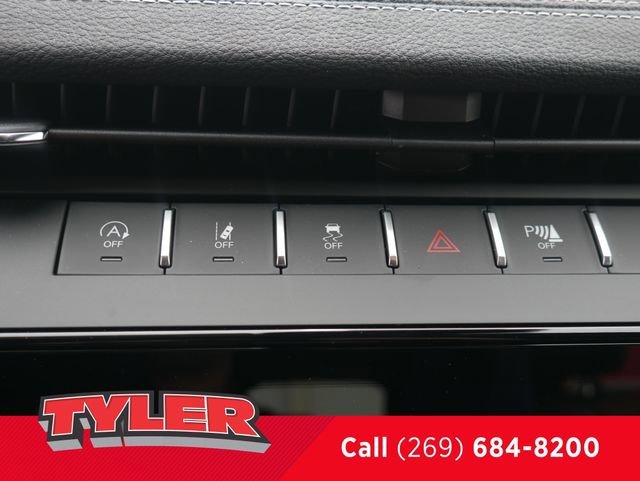 New 2026 Jeep Grand Cherokee Altitude AWD/4WD image 30