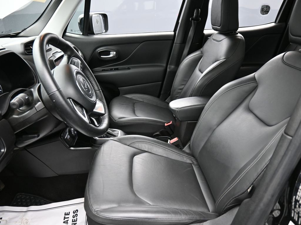 Certified 2023 Jeep Renegade Limited w/ Sun/Sound Group image 10