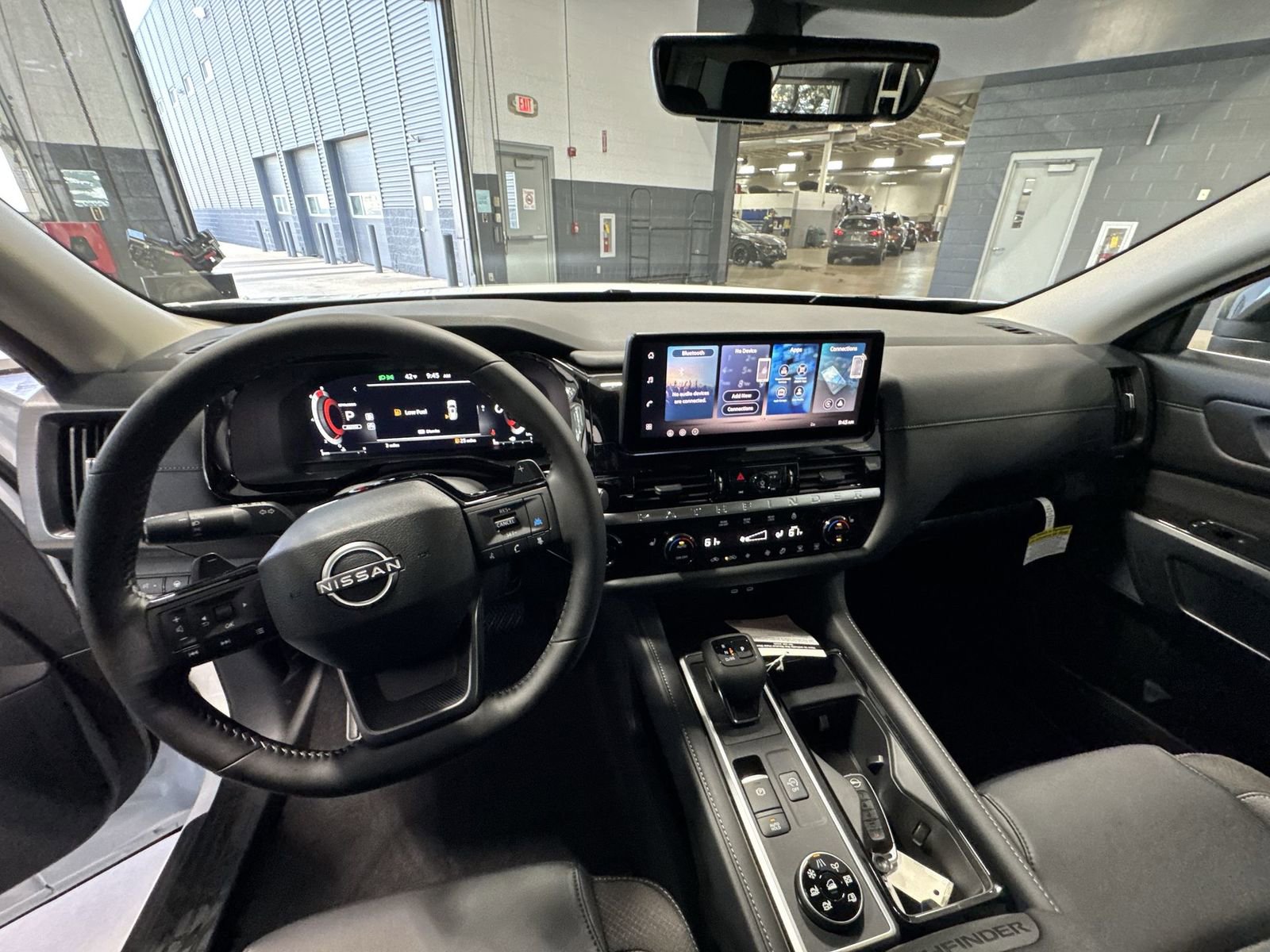 New 2026 Nissan Pathfinder SL AWD/4WD image 2