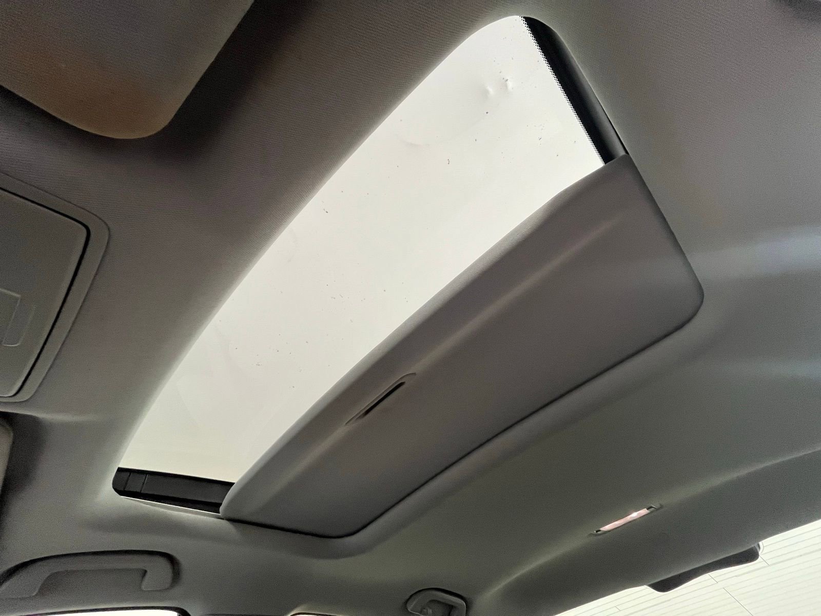 Used 2016 Acura TLX w/ Technology Package image 11