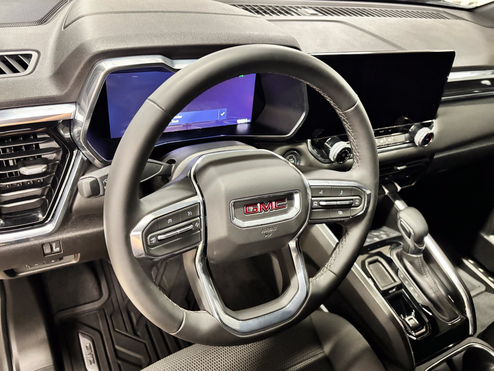 Used 2026 GMC Canyon Elevation RWD image 16