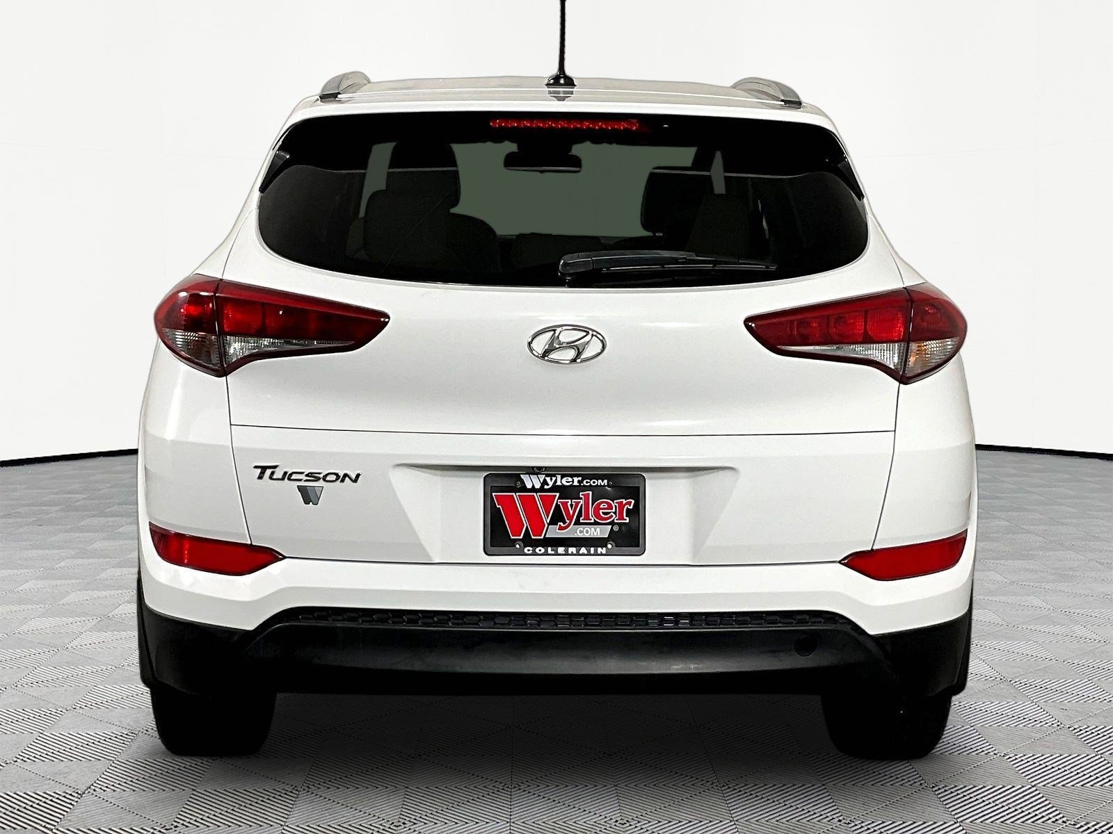 Used 2017 Hyundai Tucson SE w/ SE Popular Package 02 FWD image 5