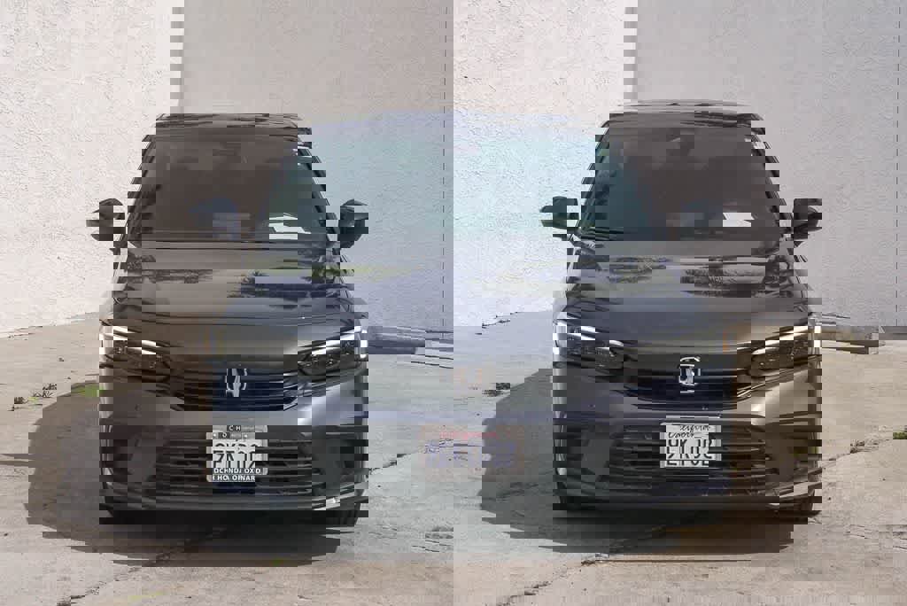 Used 2022 Honda Civic Sport image 2