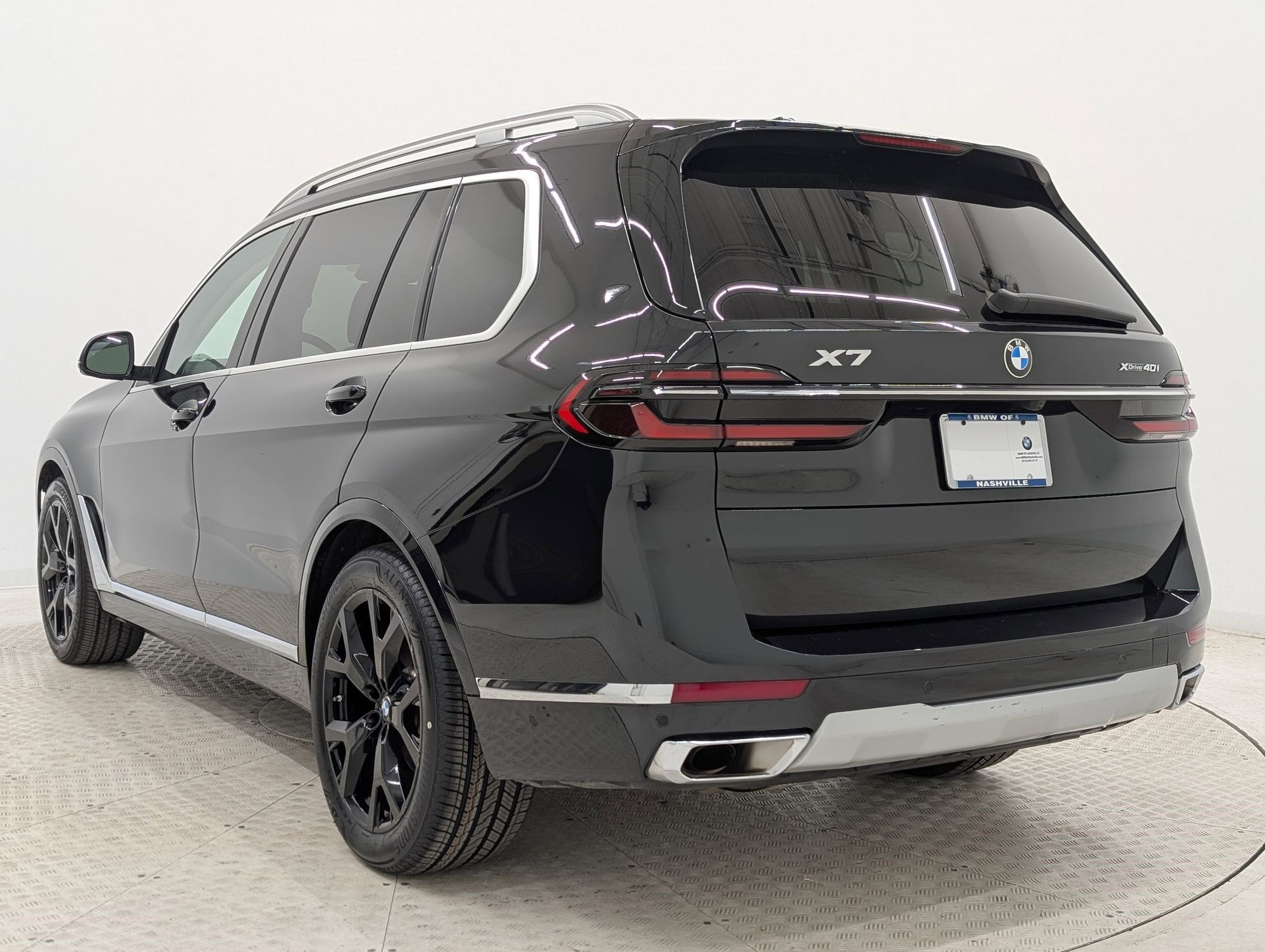 Certified 2023 BMW X7 xDrive40i image 3