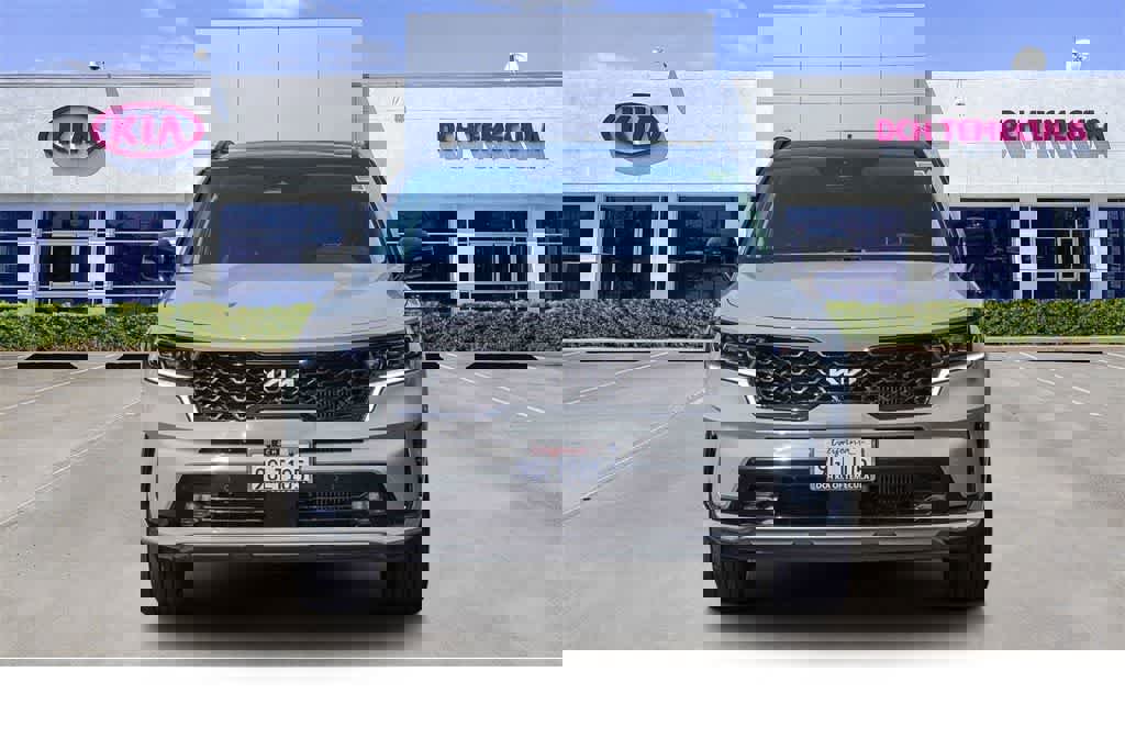 Certified 2023 Kia Sorento SX image 2