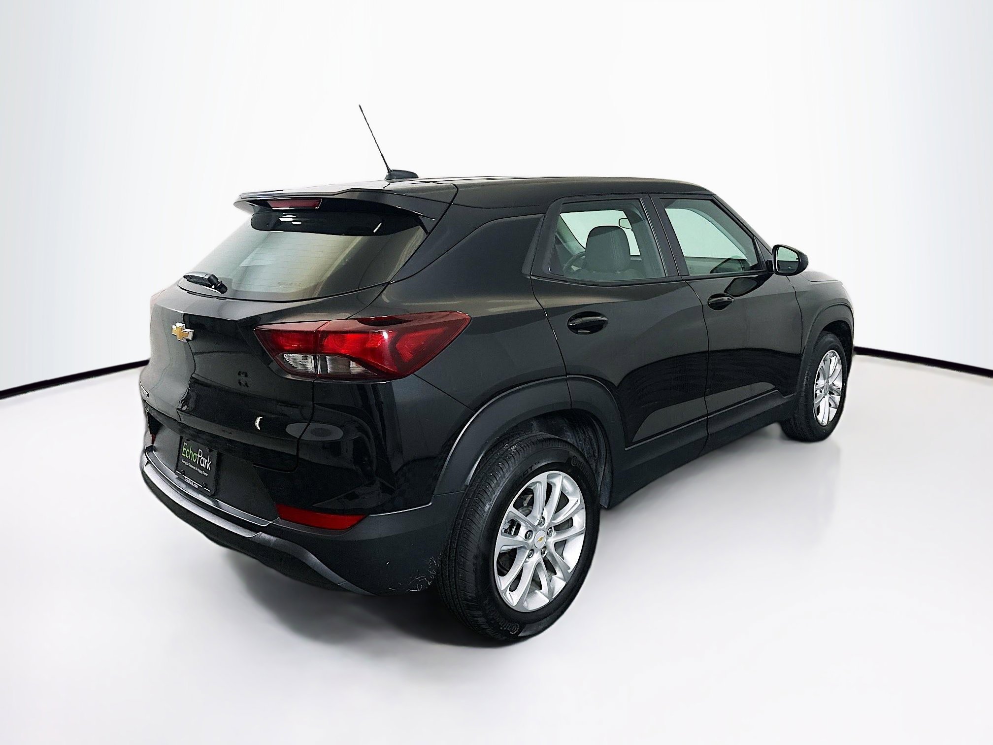 Used 2024 Chevrolet TrailBlazer LS image 9