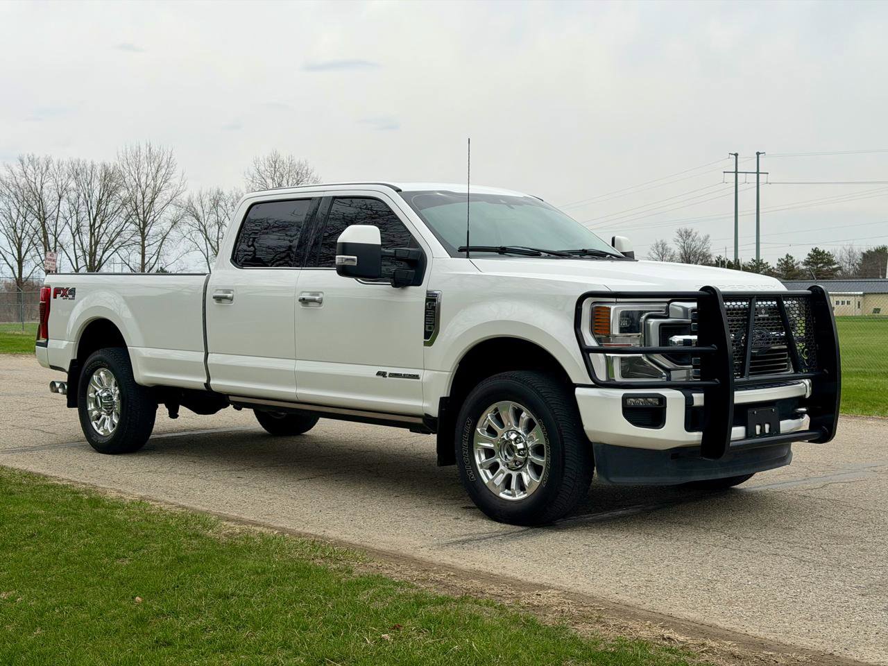 Used 2022 Ford F350 Limited image 8