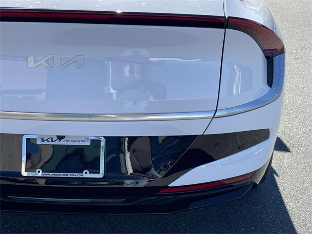 New 2025 Kia EV6 Wind image 11