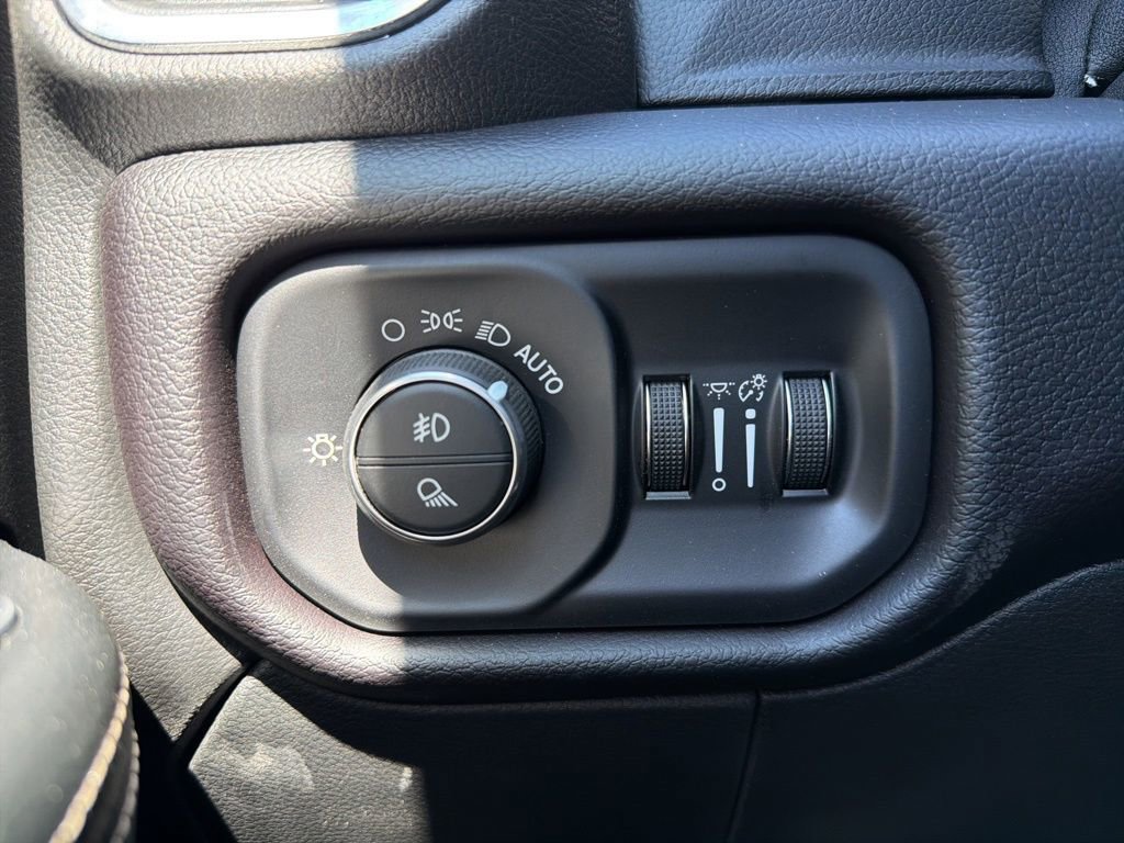 Used 2024 RAM 2500 Laramie image 23